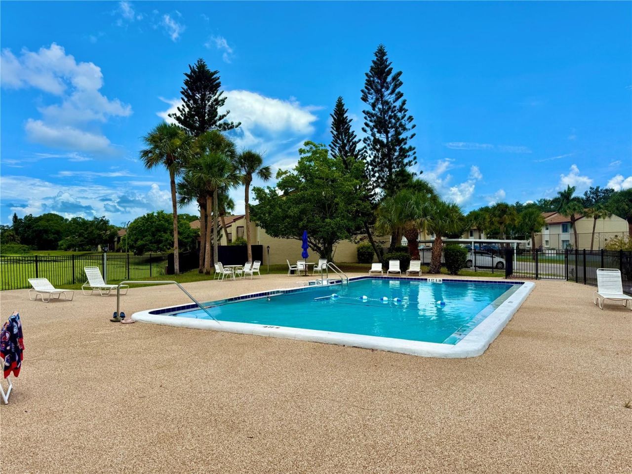 2612 Hidden Lake Drive N, Unit D, Sarasota, FL 34237 Photo