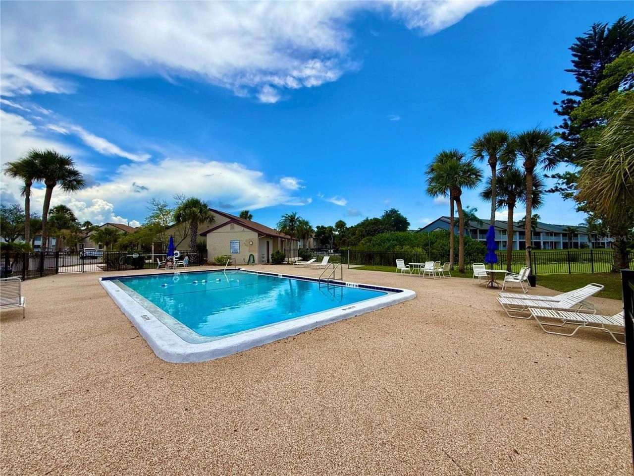 2612 Hidden Lake Drive N, Unit D, Sarasota, FL 34237 Photo