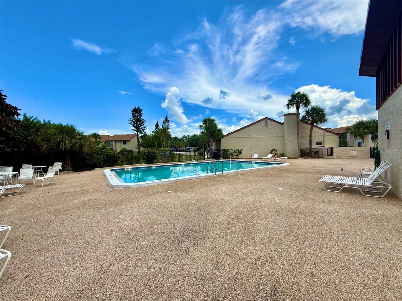2612 Hidden Lake Drive N, Unit D, Sarasota, FL 34237 Photo