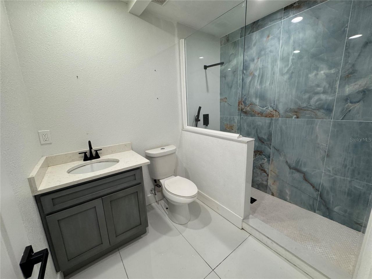 812 Tropical Drive, Bradenton, FL 34208 Photo