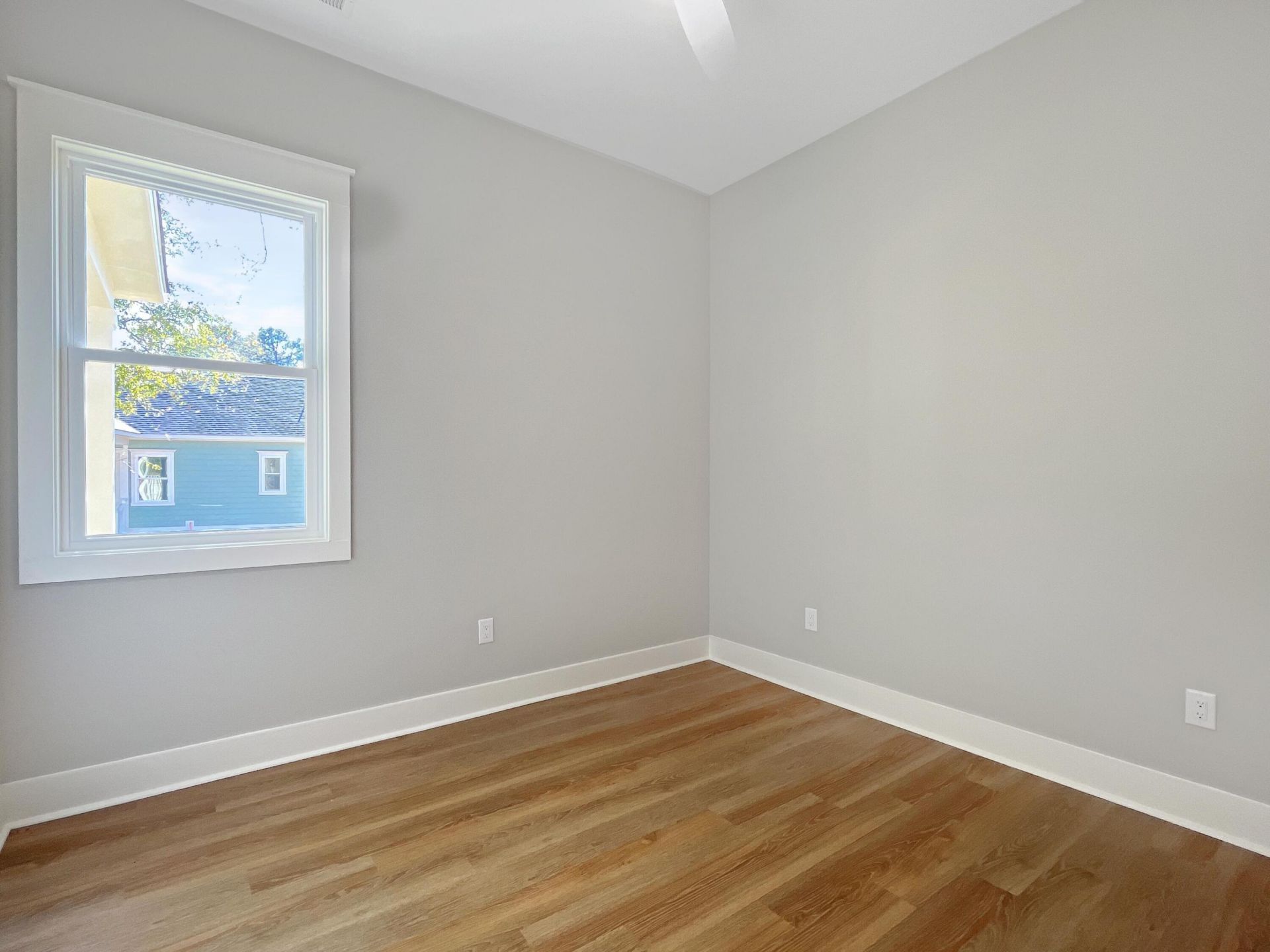 1096 Refuge Way Photo 14