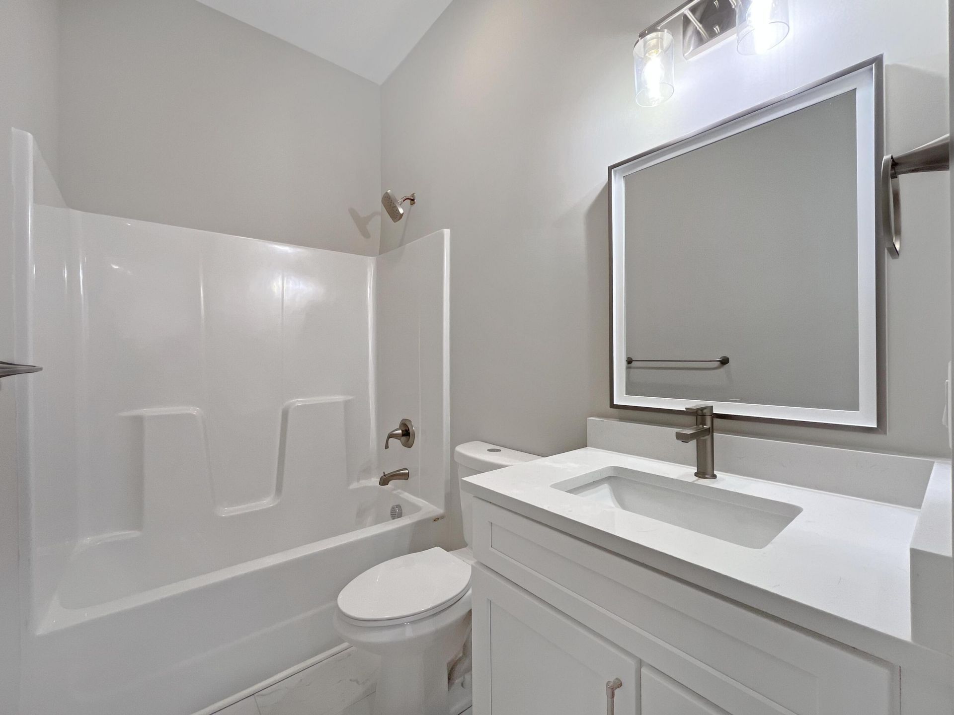 1096 Refuge Way Photo 19
