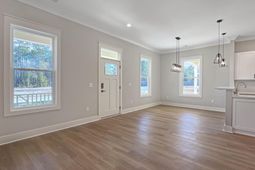 1096 Refuge Way photo 4