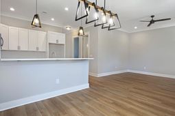 1096 Refuge Way photo 4