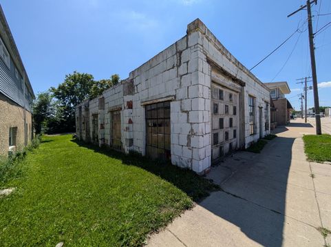 Main Photo