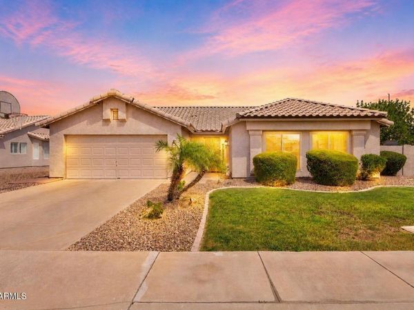 739 S CHOLLA Street, Gilbert, AZ 85233