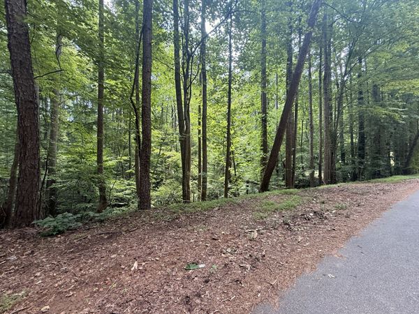 3008 Mohawk Dr , Gainesville, GA 30501