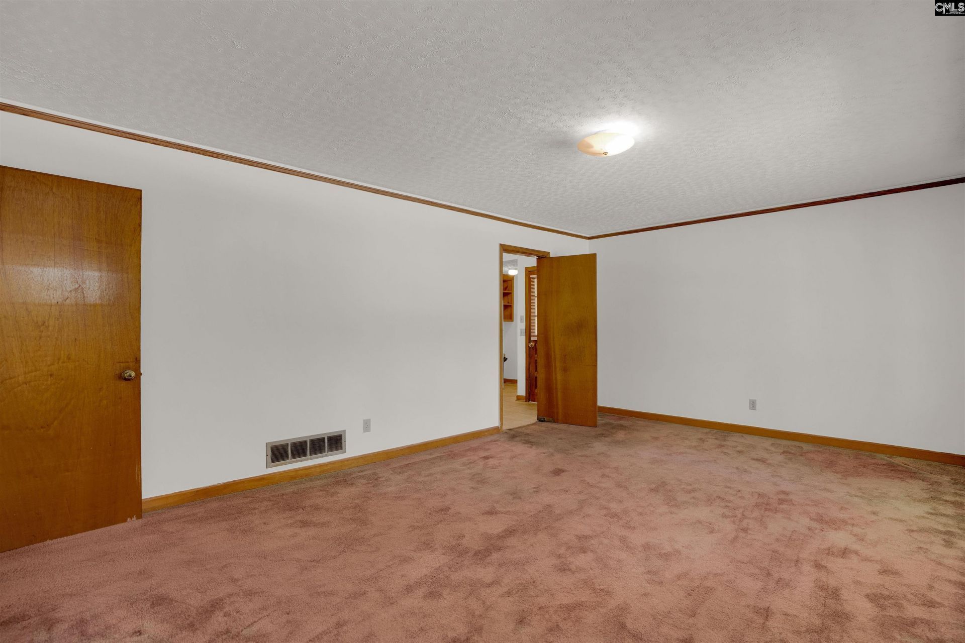 159 Alexandria Street  Photo 9