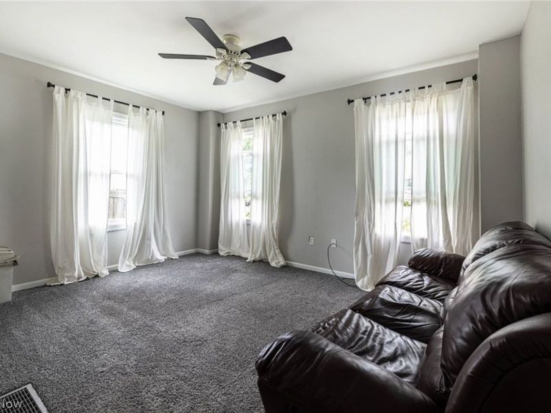 974 Chestnut Street, Grafton, OH 44044 Photo 8