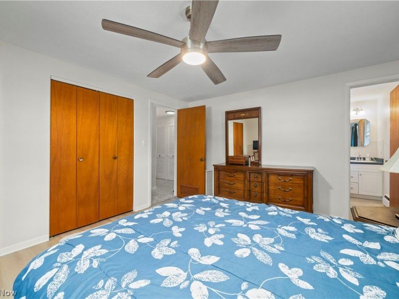 5364 Hampton Drive, North Olmsted, OH 44070 Photo 32