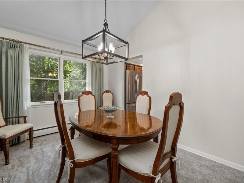 5364 Hampton Drive, North Olmsted, OH 44070 Photo 8