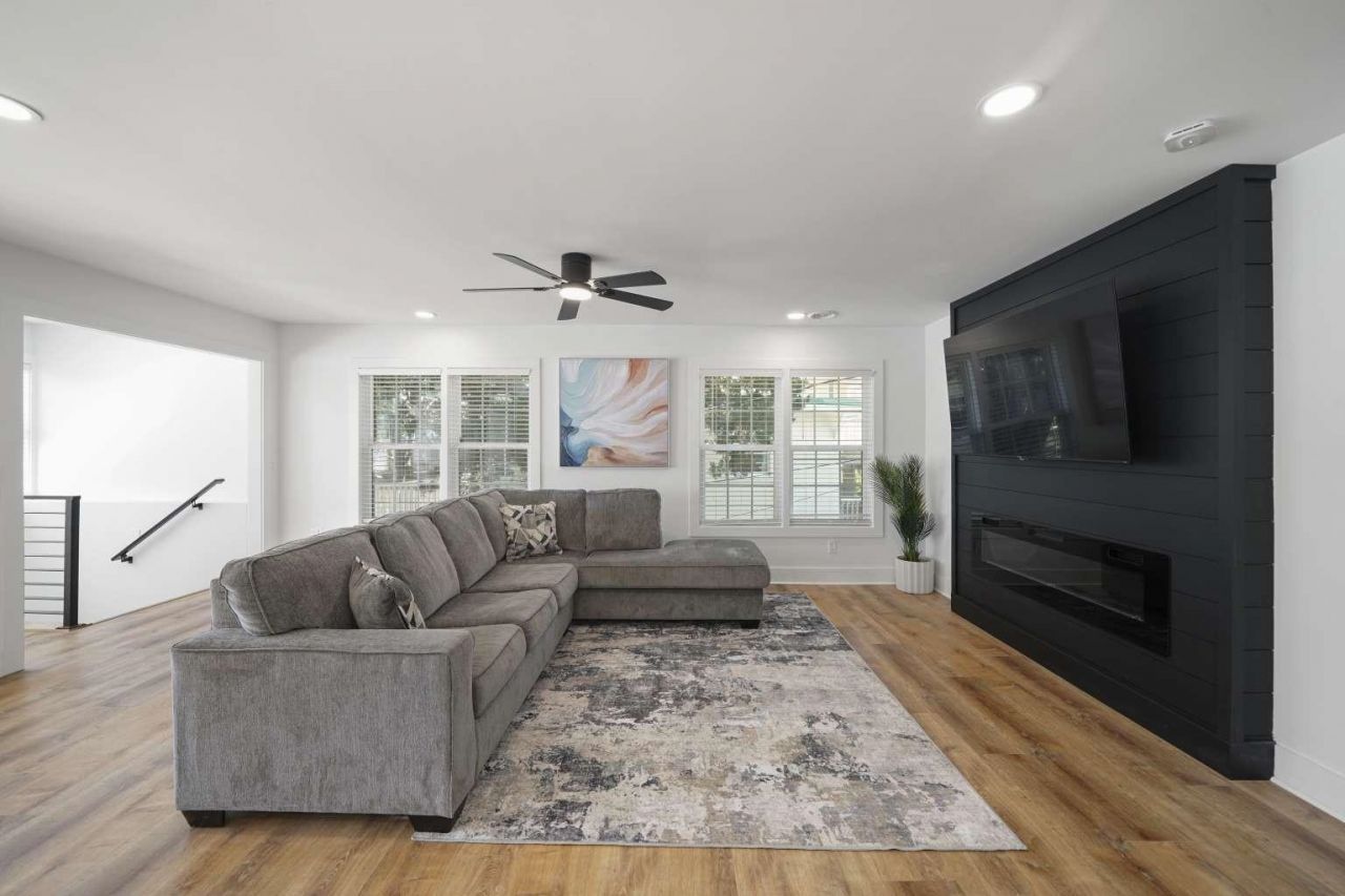 4606 Surf St. Photo 21