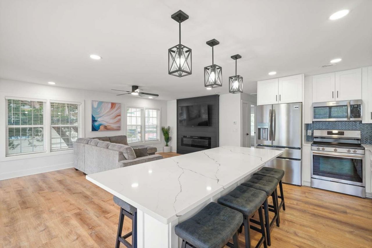 4606 Surf St. Photo 23