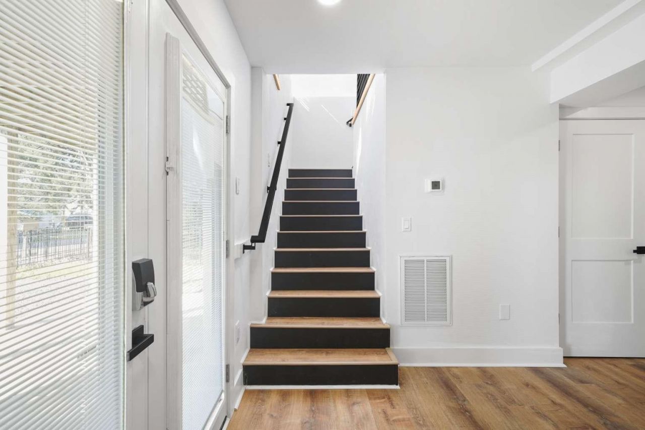 4606 Surf St. Photo 35