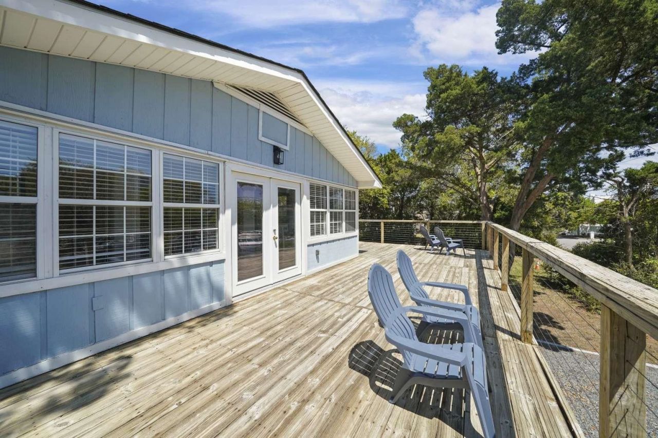 4606 Surf St. Photo 42