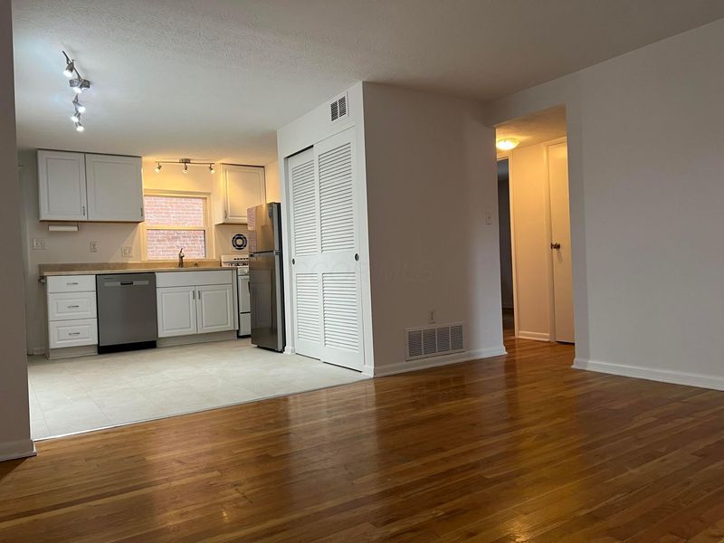 295 Thurman Avenue, Columbus, OH 43206 Photo 30