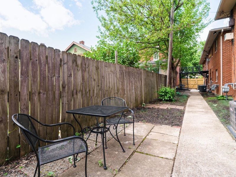 295 Thurman Avenue, Columbus, OH 43206 Photo 38