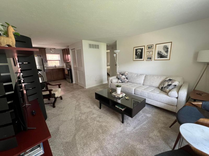 295 Thurman Avenue, Columbus, OH 43206 Photo 6
