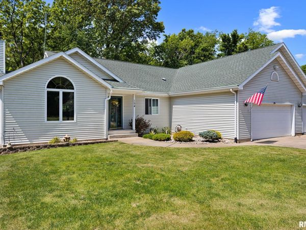 154 LAKE THUNDERBIRD Drive, Putnam, IL 61560