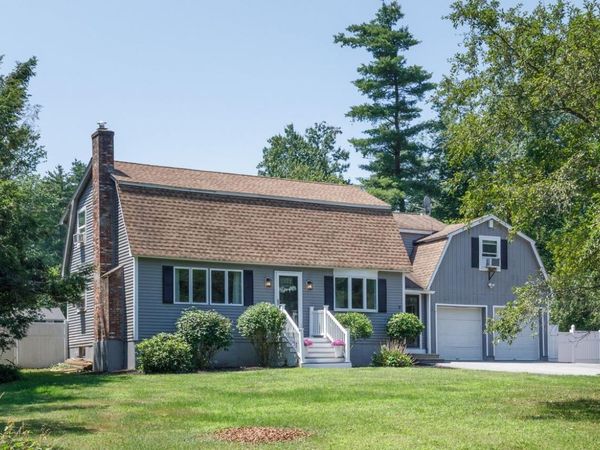 10 Collins Avenue, Merrimack, NH 03054