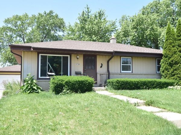 5720 49th AVENUE, Kenosha, WI 53144