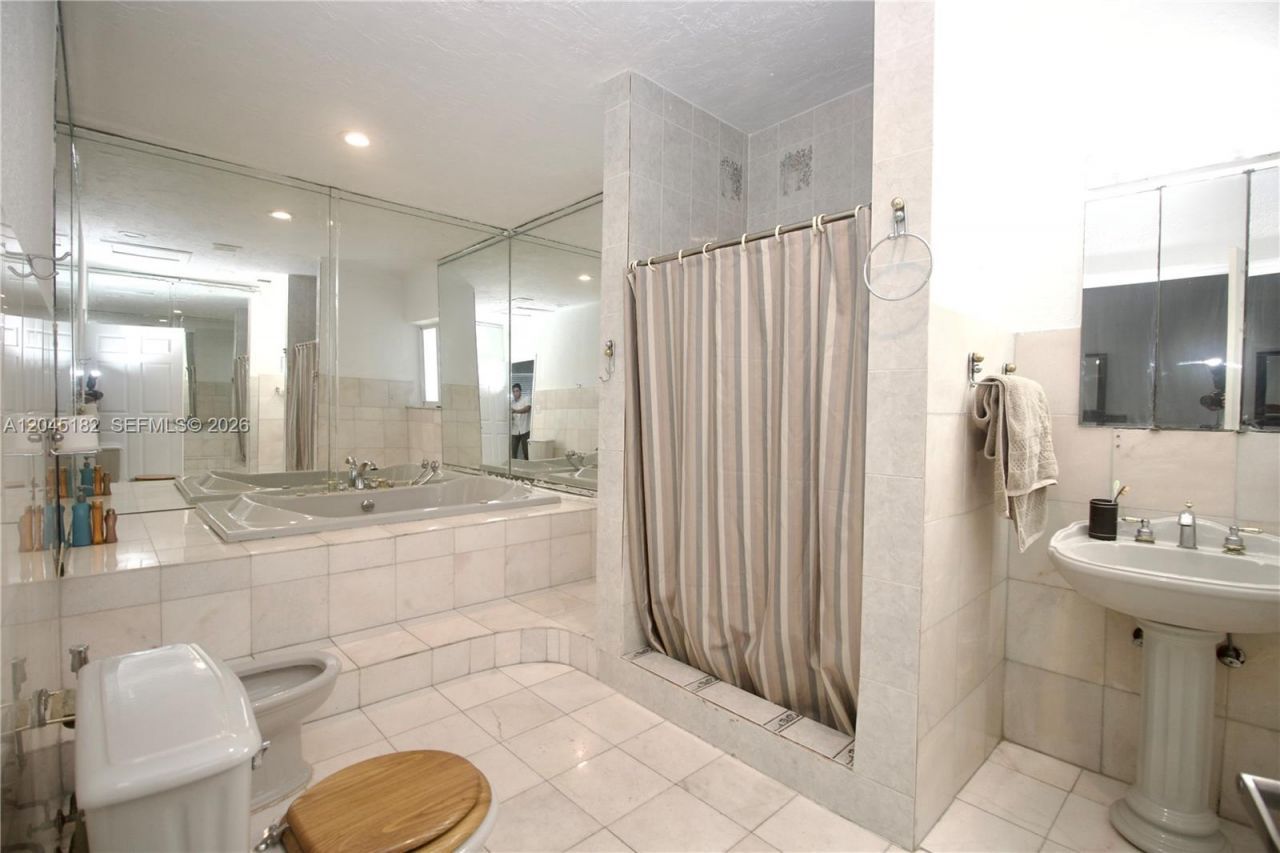 14431 NW 15th Dr , Miami, FL 33167 Photo