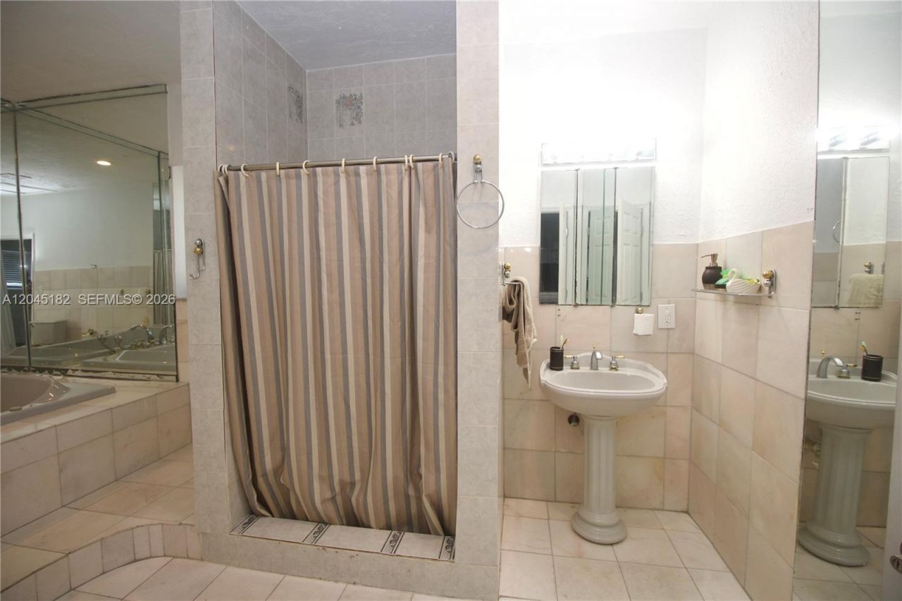 14431 NW 15th Dr , Miami, FL 33167 Photo
