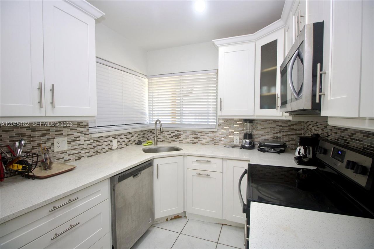14431 NW 15th Dr , Miami, FL 33167 Photo