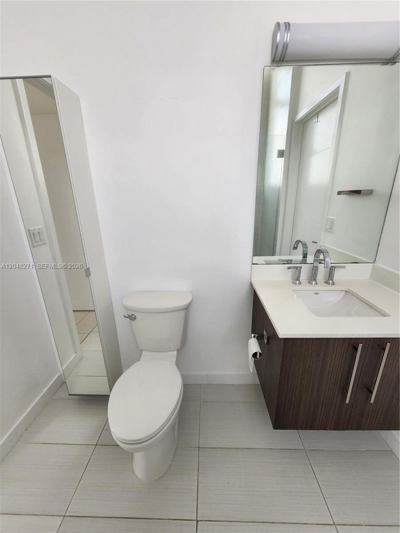 7825 NW 107th Ave , Unit 801, Doral, FL 33178 Photo