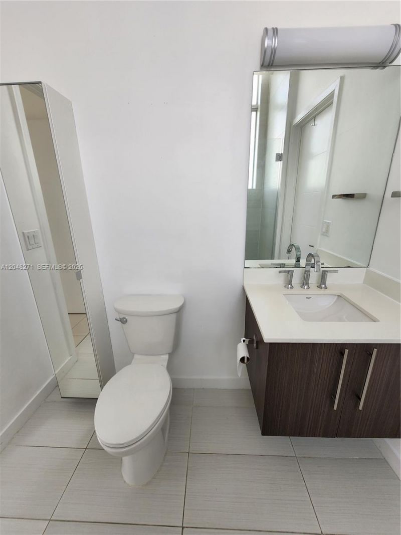 7825 NW 107th Ave , Unit 801, Doral, FL 33178 Photo