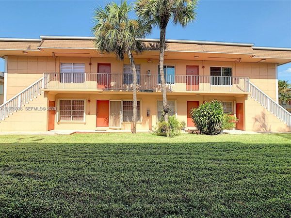 12830 SW 43rd Dr , Unit 163-B, Miami, FL 33175