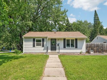 10035 3rd Avenue S, Bloomington, MN 55420