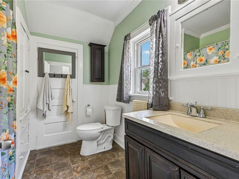 3484 W 120th Street, Cleveland, OH 44111 Photo 11