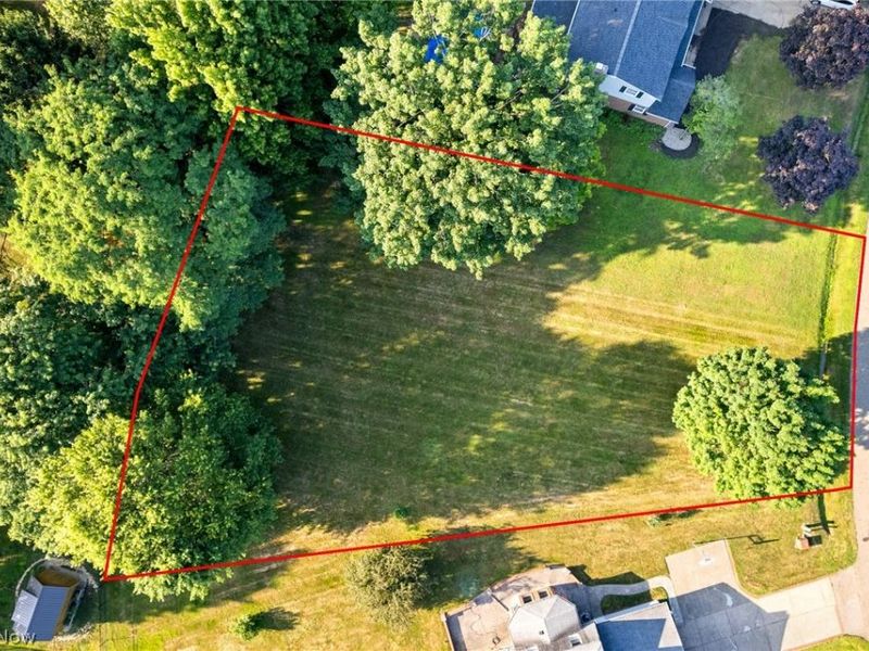 7961 Fayette Avenue NW, Massillon, OH 44646 Photo 3