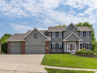 15105 Boyd Street, Omaha, NE 68116