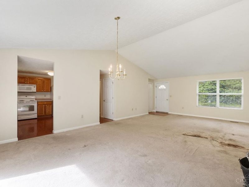 3946 Cain Run Road, Williamsburg Township, OH 45103 Photo 4