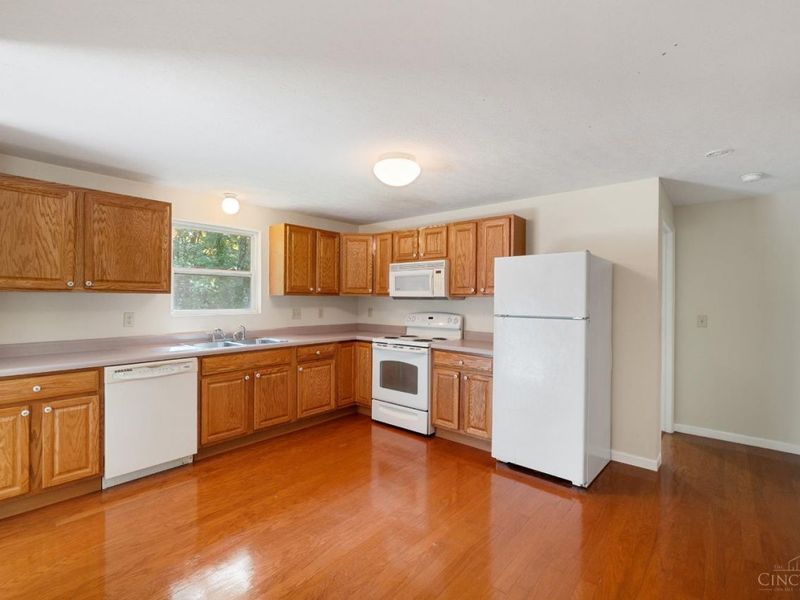 3946 Cain Run Road, Williamsburg Township, OH 45103 Photo 6