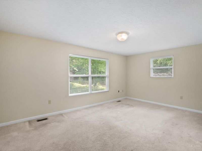 3946 Cain Run Road, Williamsburg Township, OH 45103 Photo 9