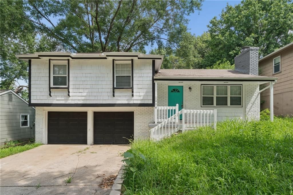 1216 NW 66th Terrace, Kansas City, MO 64118 Main Photo