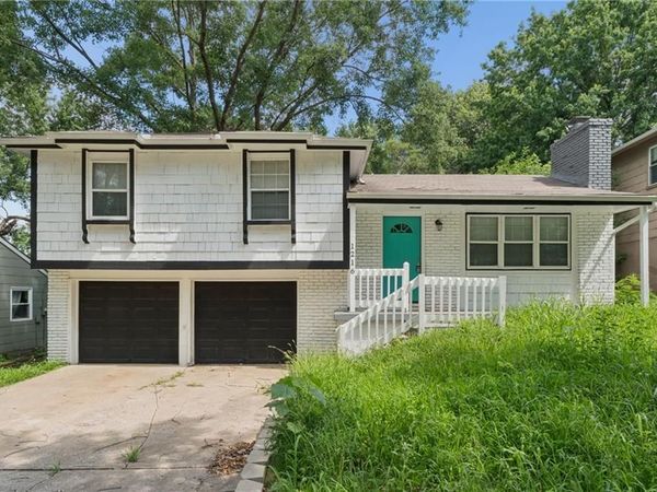 1216 NW 66th Terrace, Kansas City, MO 64118