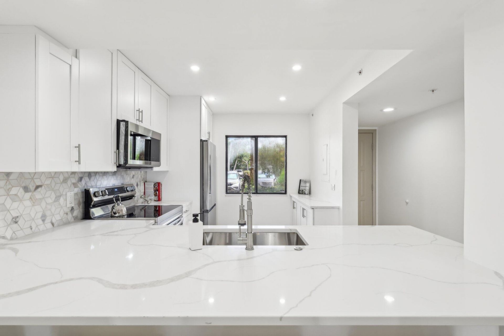 1601 Marina Isle Way, Unit 101, Jupiter, FL 33477 Photo