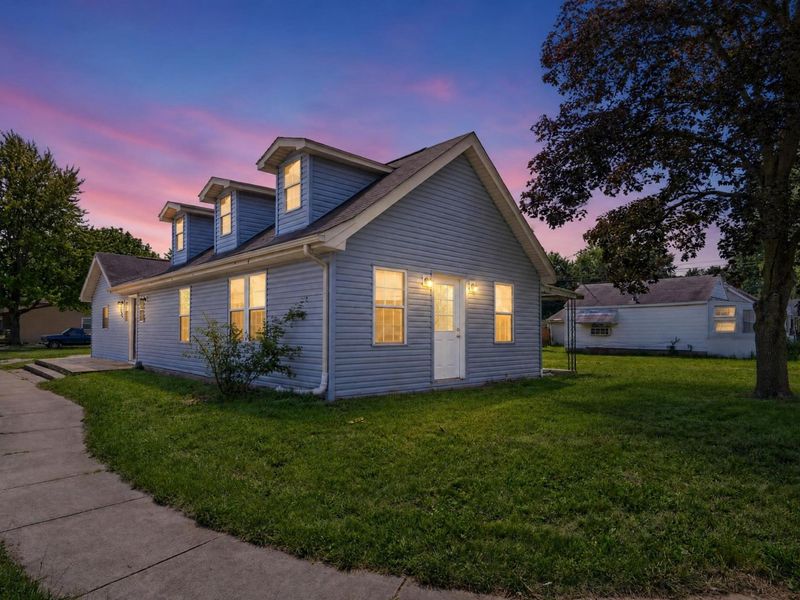 355 Woodlawn Avenue , Columbus, OH 43228 Photo 8