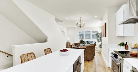 1513-1515 Eggplant Aly, Sacramento, CA 95814 Photo
