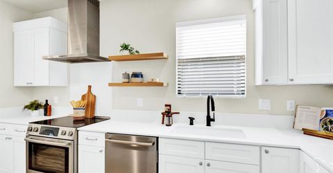 1513-1515 Eggplant Aly, Sacramento, CA 95814 Photo