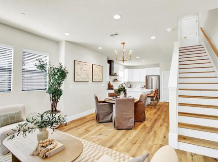 1513-1515 Eggplant Aly, Sacramento, CA 95814 Photo