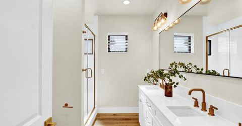 1513-1515 Eggplant Aly, Sacramento, CA 95814 Photo