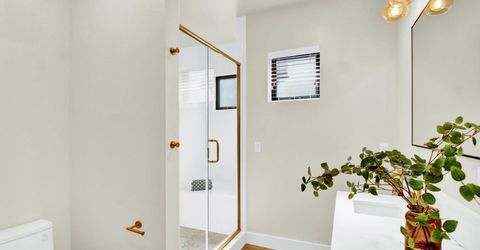 1513-1515 Eggplant Aly, Sacramento, CA 95814 Photo