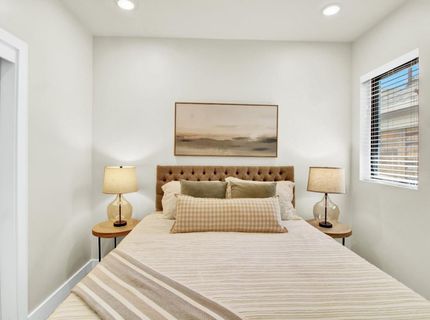 1513-1515 Eggplant Aly, Sacramento, CA 95814 Photo