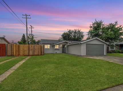 8894 Sharkey Ave, Elk Grove, CA 95624 Photo
