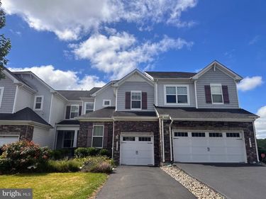 3209 KRISTA LANE, CHESTER SPRINGS, PA 19425